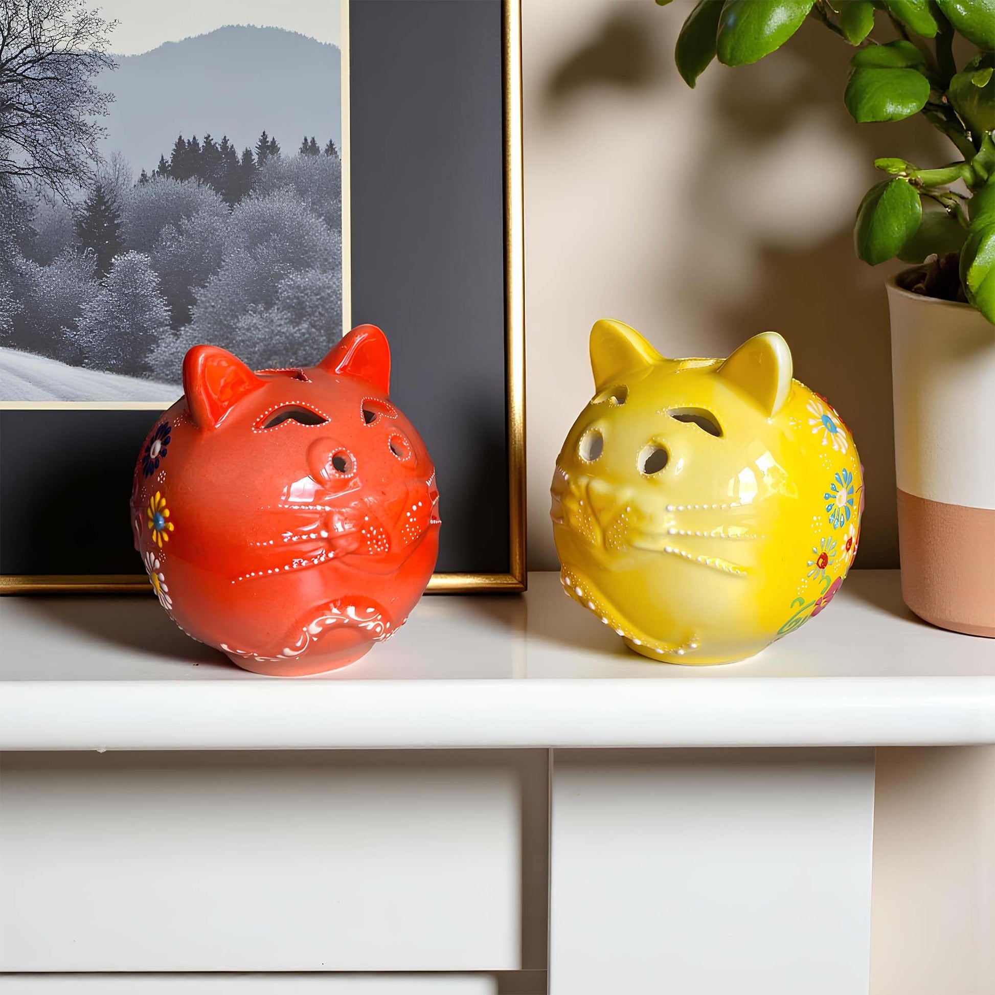 Cat design ceramic tealight candle holder handmade, hand-painted lantern for home décor, artisan ceramic candle holder for real or LED tealight candles